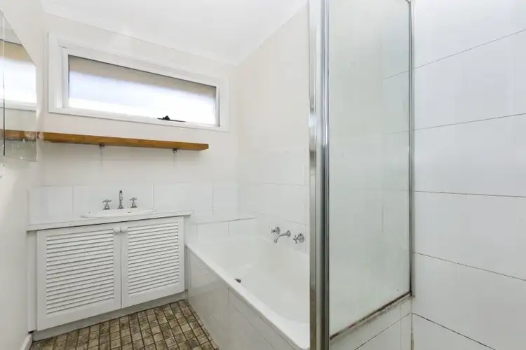 Sixth view of Homely house listing, 15 AINSLEIGH COURT, Cranbourne VIC 3977