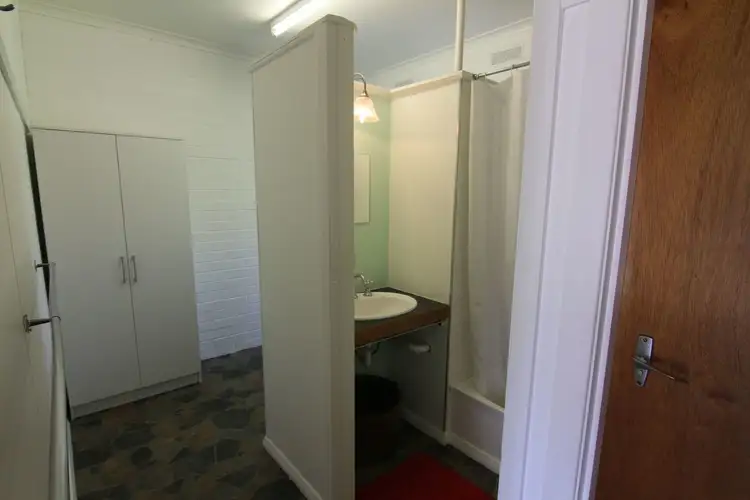 Sixth view of Homely unit listing, 2/2 Butler Court, Bright VIC 3741