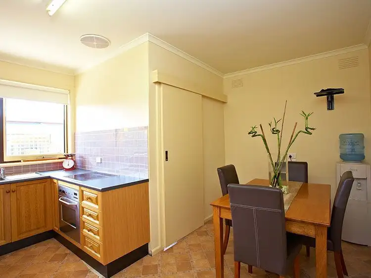 2/4 Hancock Street, Altona VIC 3018