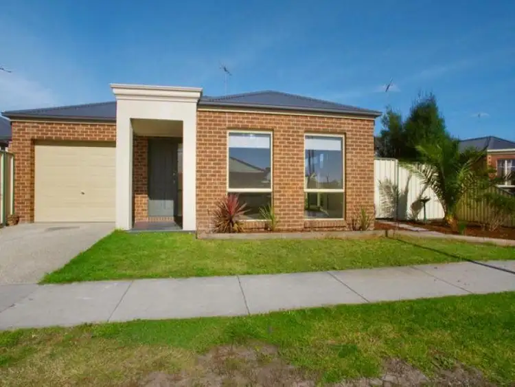 1 Hipwell Court, Lovely Banks VIC 3221