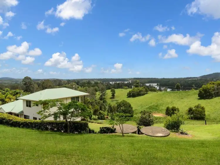 53 Lake Ridge Court, Lake Macdonald QLD 4563