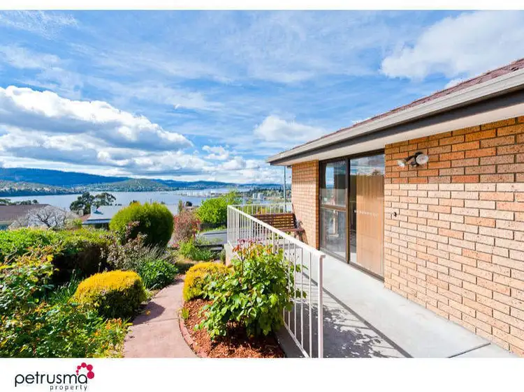 2/22 Anear Court, Lutana TAS 7009