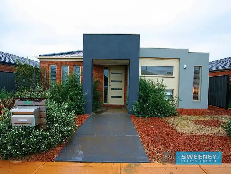 35 Dargy Amble, Point Cook VIC 3030