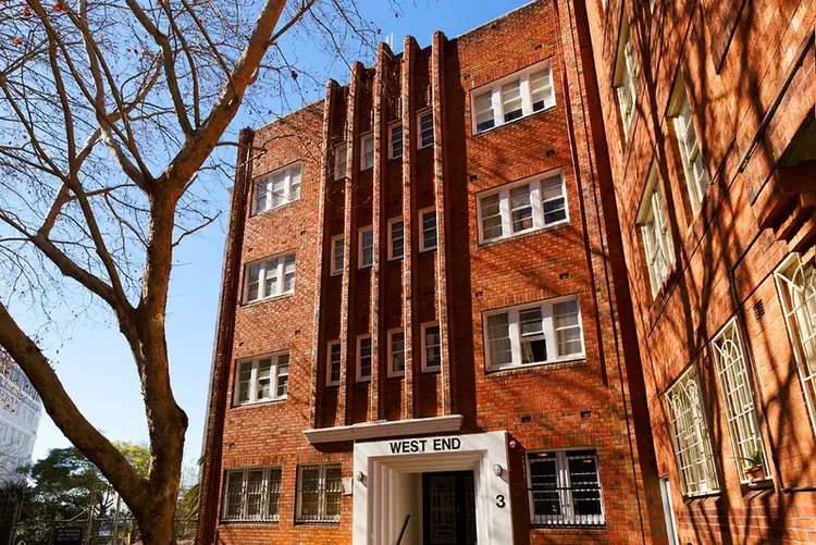 Second view of Homely studio listing, 32/3 Crick Avenue, Potts Point NSW 2011