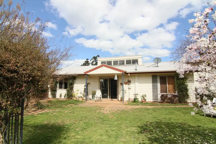 Main view of Homely house listing, 2 Holmes Court, Porepunkah VIC 3740