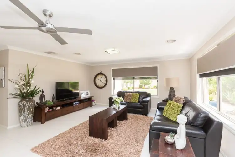 Third view of Homely house listing, 10 Deakin Court, Horsham VIC 3400