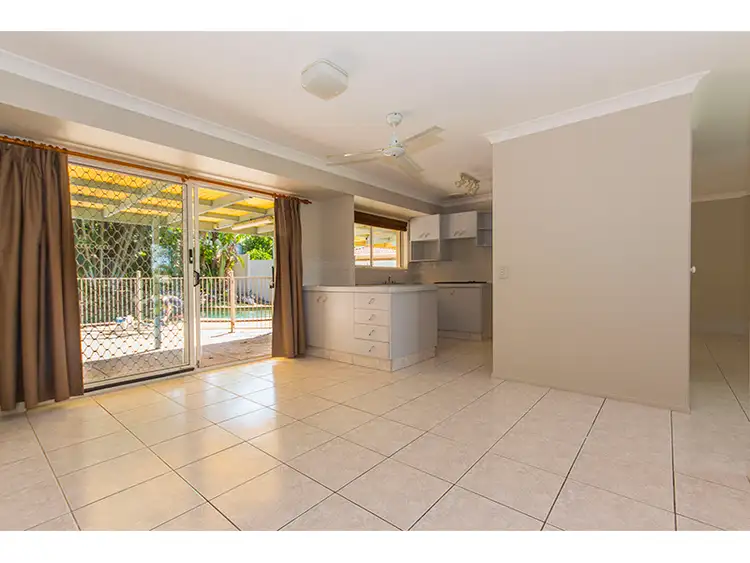 Sixth view of Homely house listing, 13 Perth Square, Highland Park QLD 4211