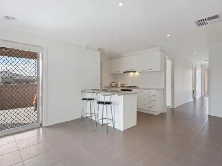 Fourth view of Homely house listing, 7 Nutmeg Close, Berwick VIC 3806