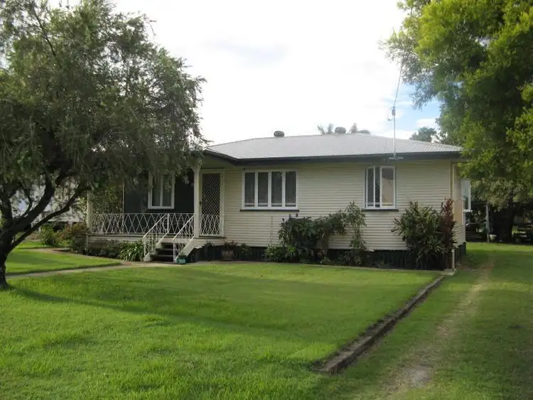 20 Phyllis Street, Eastern Heights QLD 4305