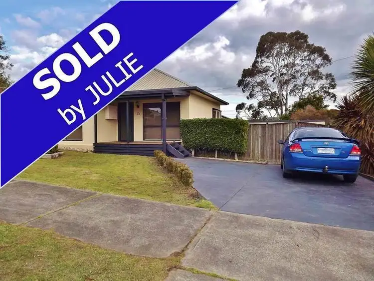 15 Joy Street, Newborough VIC 3825