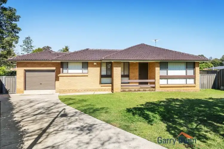 66 Lorikeet Ave, Ingleburn NSW 2565