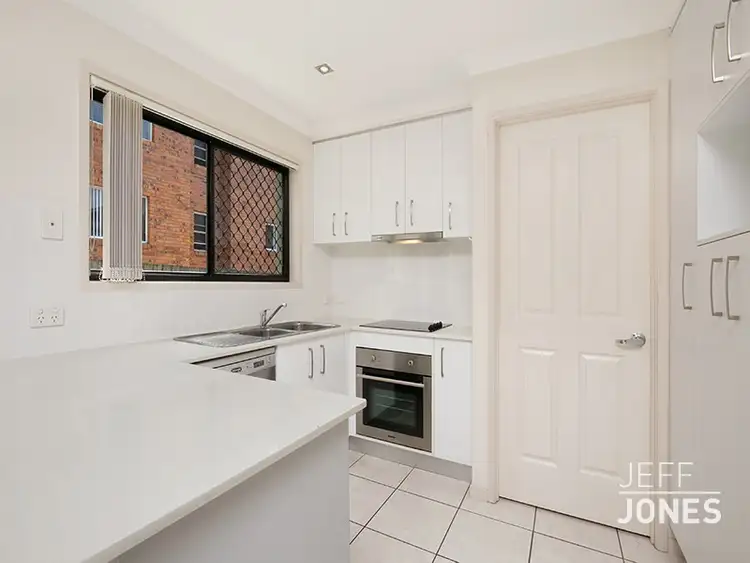 Fifth view of Homely townhouse listing, 3/24 Kennington Road, Camp Hill QLD 4152