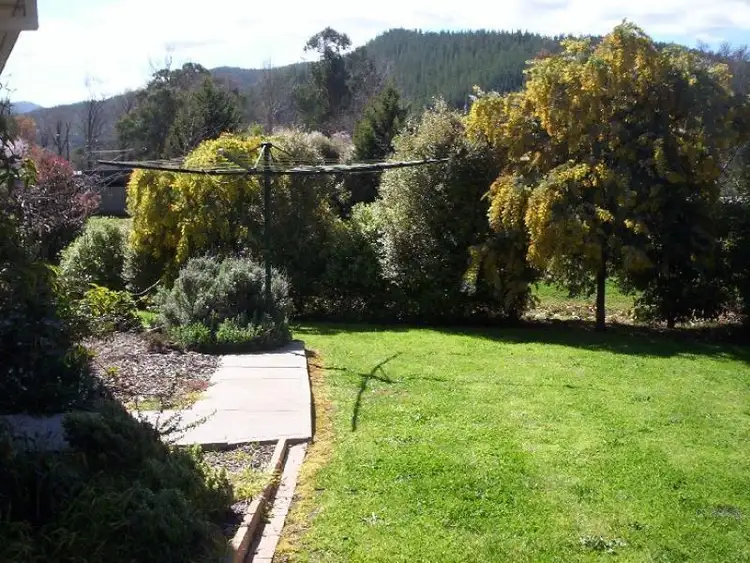 Seventh view of Homely unit listing, 1/74 Walkers Lne, Bright VIC 3741