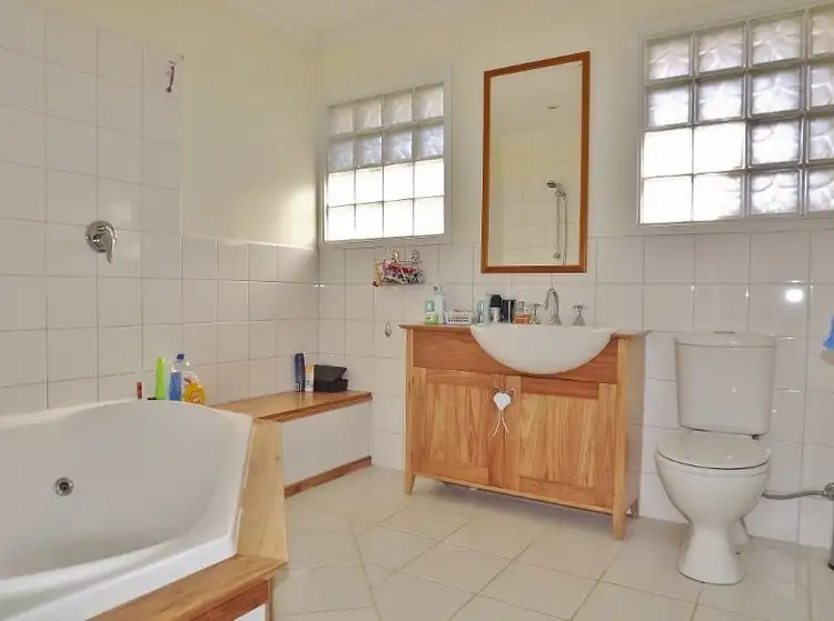 Seventh view of Homely house listing, 12 St Gwinear Court, Rawson VIC 3825