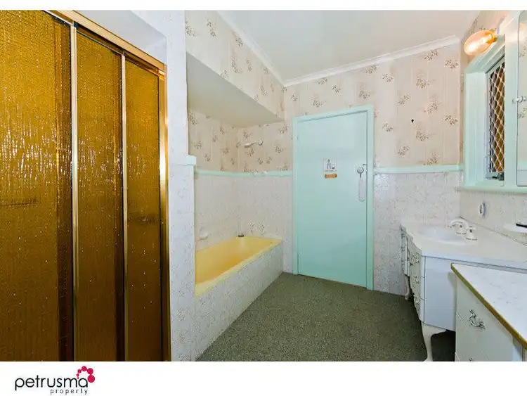 Sixth view of Homely house listing, 112 Derwent Avenue, Lindisfarne TAS 7015