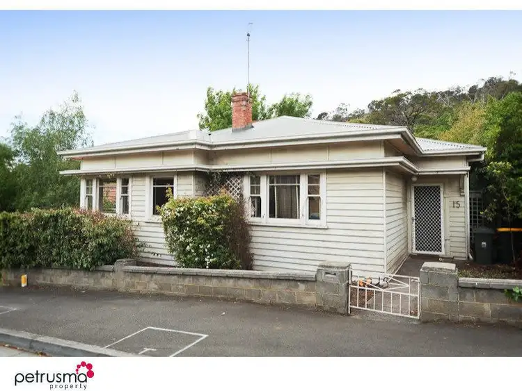 15 Oldham Ave, New Town TAS 7008