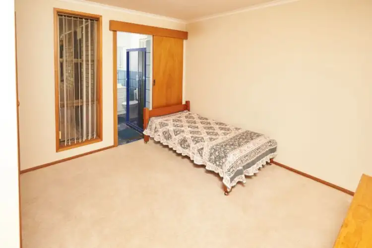 Sixth view of Homely house listing, 26 Fraser Street, Mount Austin NSW 2650