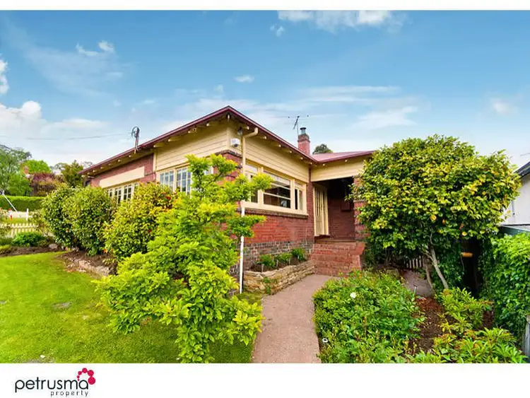 16 Montagu Street, Lenah Valley TAS 7008