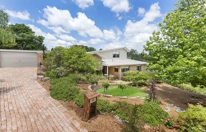 10 Kaeppel Place, Isaacs ACT 2607