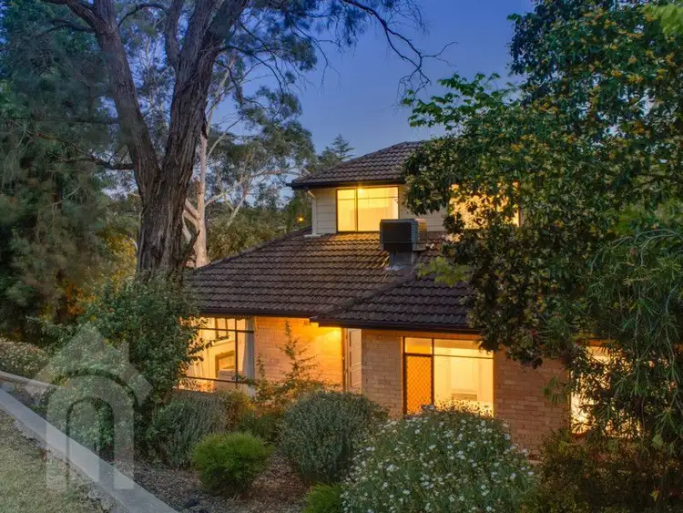 11 Bishops Hill Road, Happy Valley SA 5159