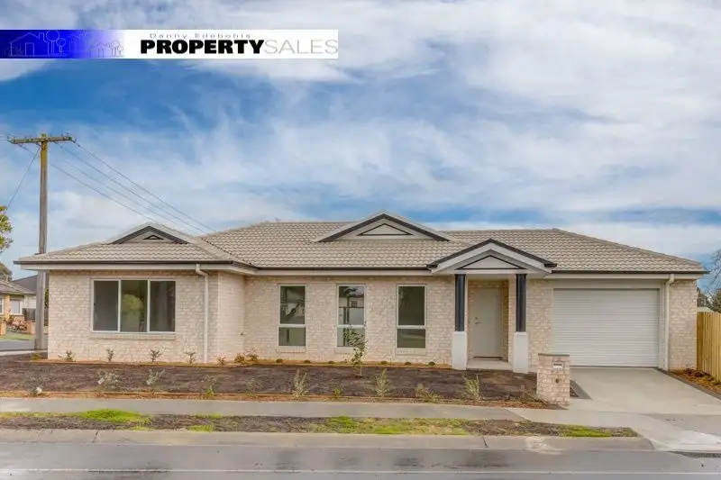 Main view of Homely townhouse listing, 1/21 High Street, Moe VIC 3825