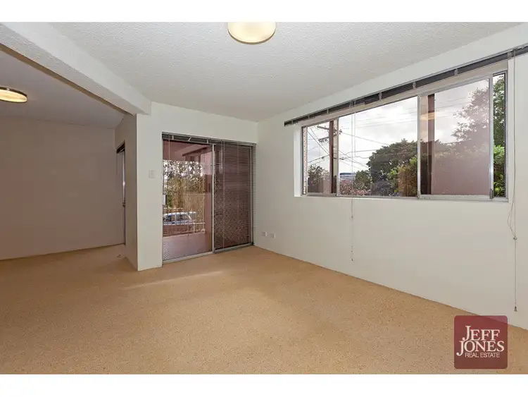Fifth view of Homely unit listing, 2/36 Galway Street, Greenslopes QLD 4120