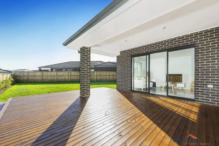 Sixth view of Homely house listing, 9 Settler Court, Carnes Hill NSW 2171