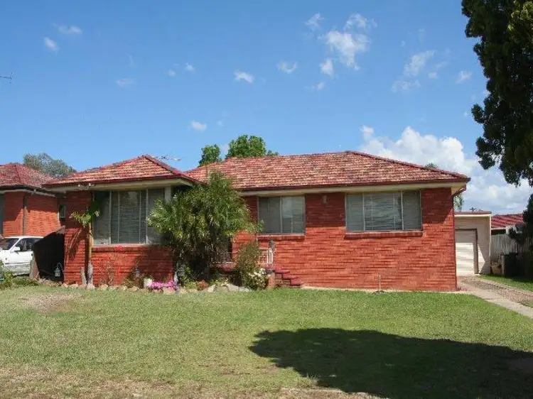 41 Lucas Avenue, Moorebank NSW 2170