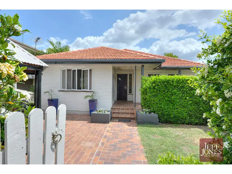 Main view of Homely house listing, 28 Sorbiston Street, Holland Park West QLD 4121