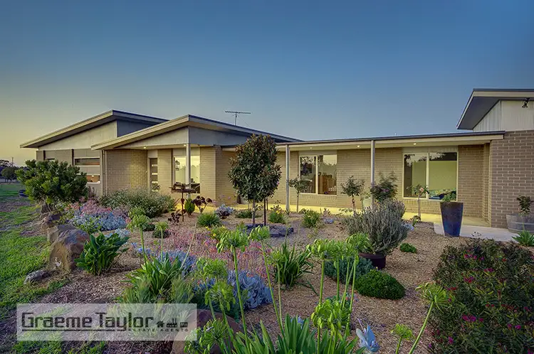 30 Fleurs Lane, Batesford VIC 3213