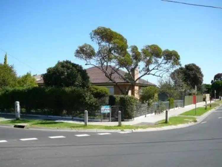 103 Grieve Parade, Altona VIC 3018