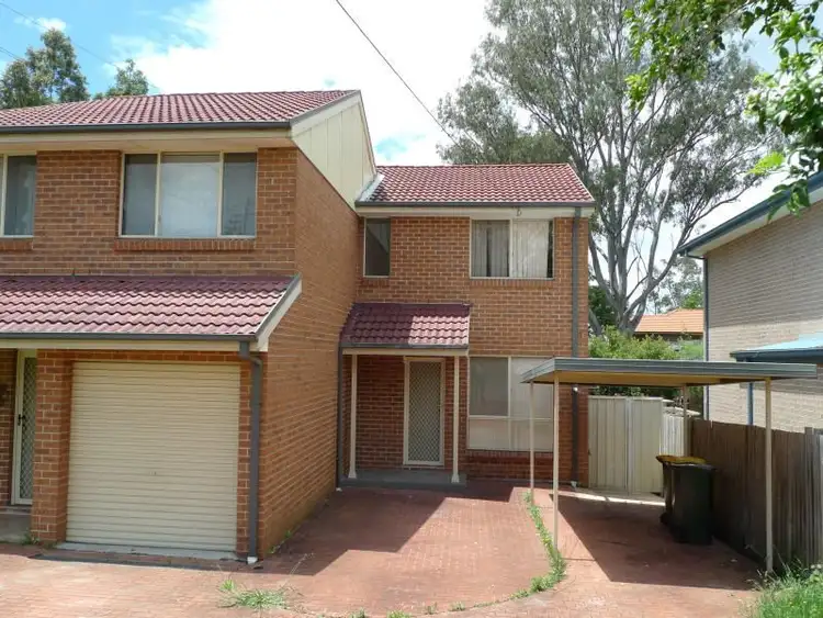 2/2 Chemsford Rd, South Wentworthville NSW 2145