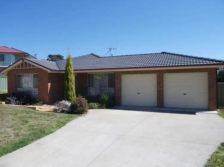 27 McCarron Place, Orange NSW 2800