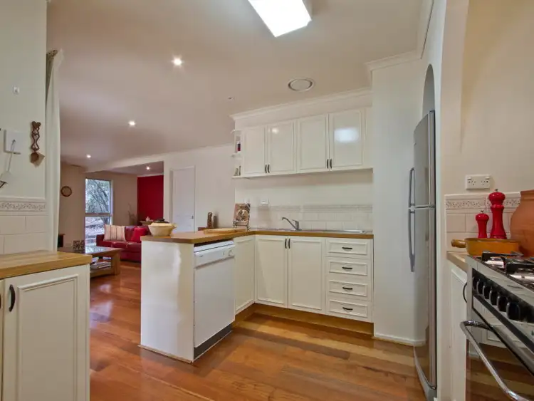 22 Bambra Street, Mount Eliza VIC 3930