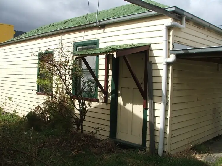2 Sale Street, Huonville TAS 7109