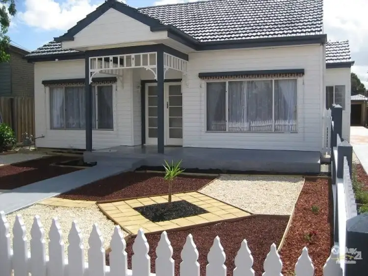 1/42 Galvin Street, Altona VIC 3018