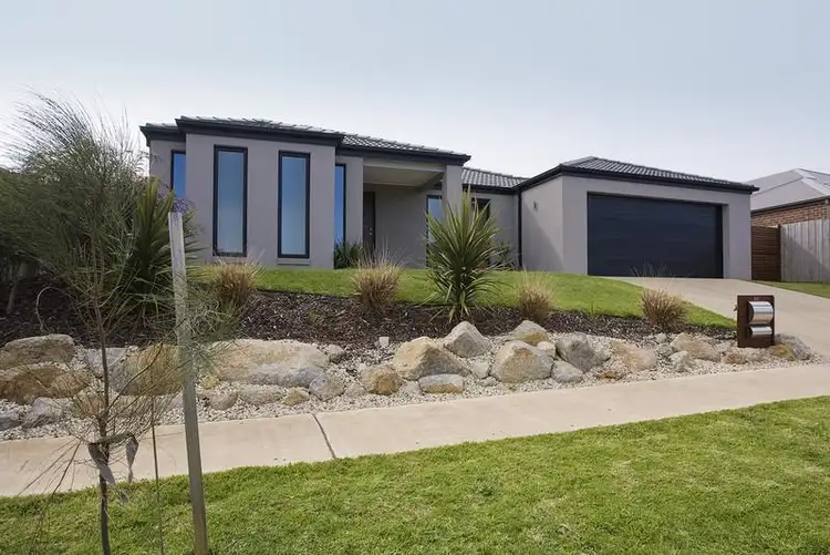 26 Conside Crescent, Torquay VIC 3228