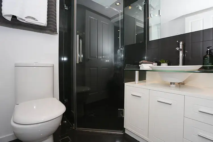 Sixth view of Homely unit listing, 6/28 Woodroffe Avenue, Main Beach QLD 4217