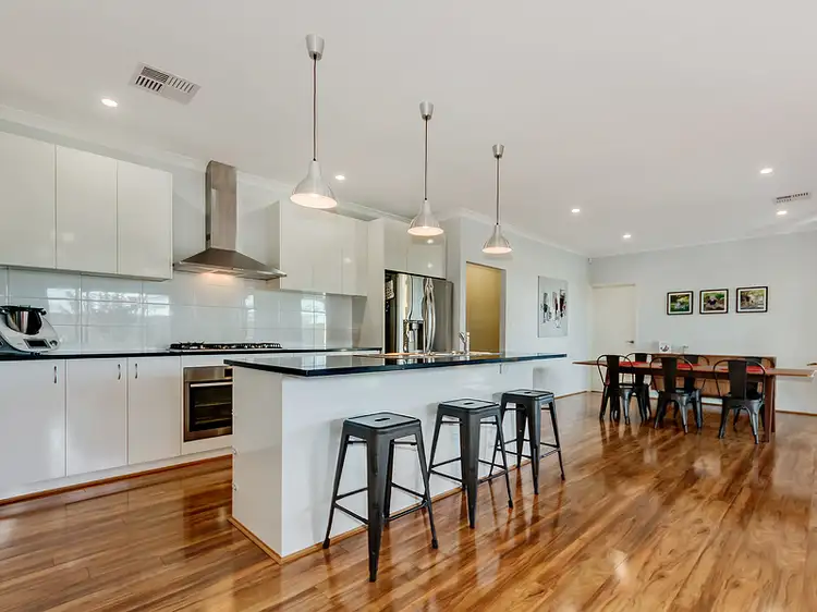 2 Sandpiper Street, Harrisdale WA 6112