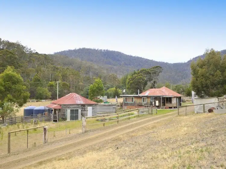 670 Back River Road, Magra TAS 7140