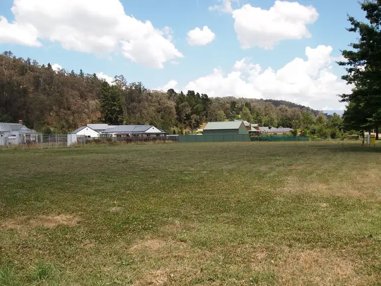 2 (Lot 32) Paiano Lane, Bright VIC 3741