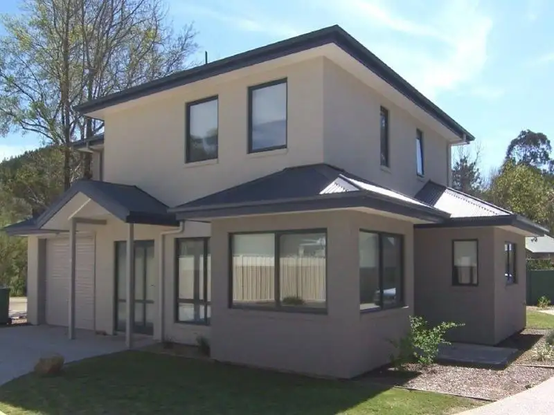 Main view of Homely townhouse listing, 1/4A Riverside Ave, Bright VIC 3741