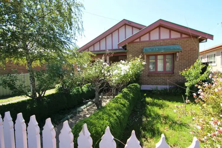 102 Edward Street, Orange NSW 2800