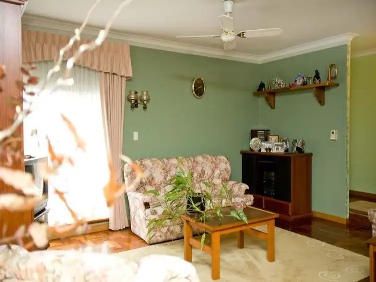Fourth view of Homely house listing, 16 Inverness Circle, Camillo WA 6111