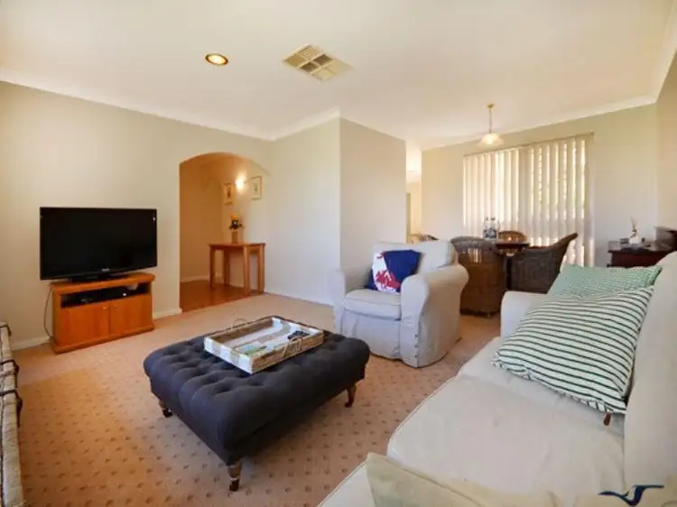 Fifth view of Homely semi-detached listing, 3B Granadilla Street, Duncraig WA 6023
