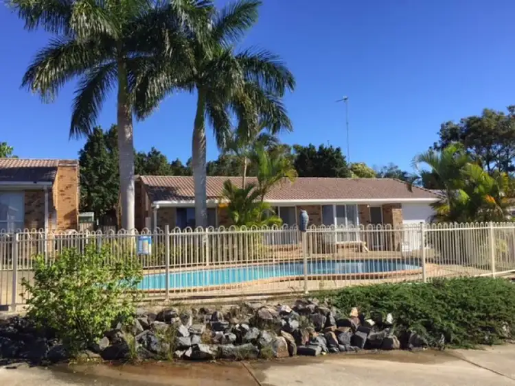 8/25 Mc MILLAN, Labrador QLD 4215