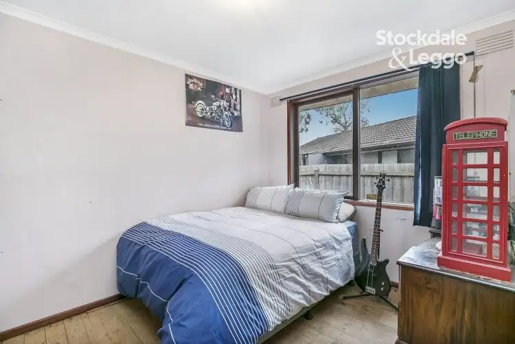 Fifth view of Homely house listing, 4 HAWDON DRIVE, Cranbourne VIC 3977