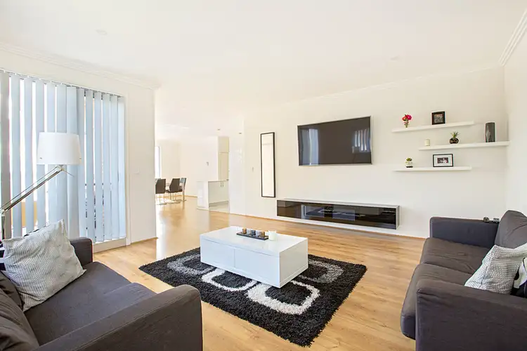 19/2 Kurrajong Road, Casula NSW 2170