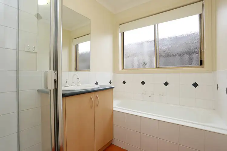Fifth view of Homely unit listing, 9/27 Eramosa Road East, Somerville VIC 3912