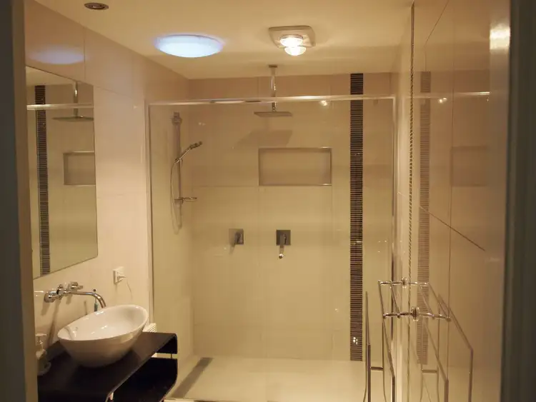 Sixth view of Homely unit listing, 18 Wood St, Bright VIC 3741